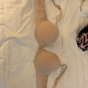 Nautica underwire sport like bra